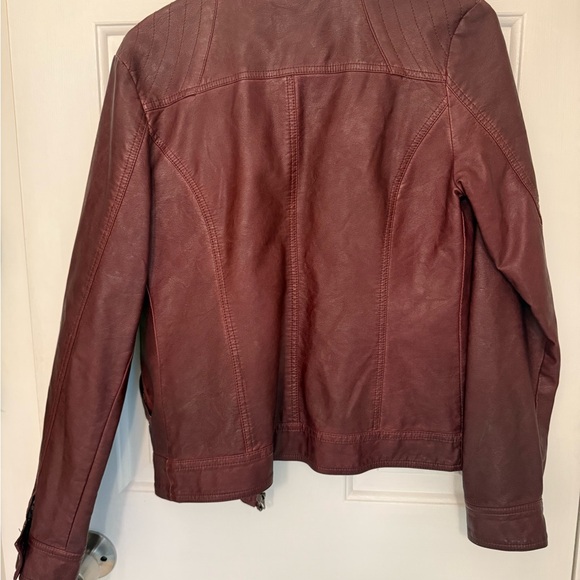 Maurice’s Maroon Lightweight Moto Jacket - Picture 8 of 8